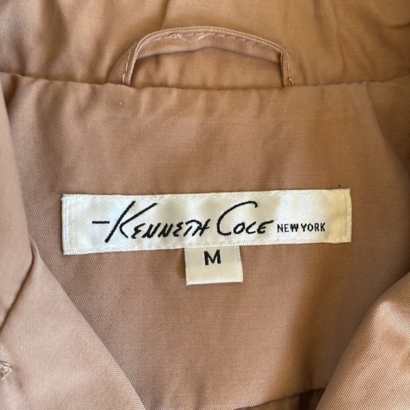 Kenneth Cole women’s tan trench coat size Medium - Picture 4 of 13